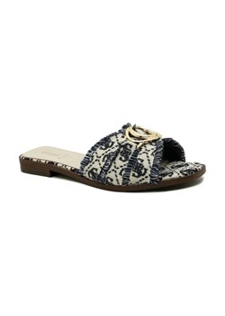 Guess Klapki | z dodatkiem skóry ze sklepu Gomez Fashion Store w kategorii Klapki damskie - zdjęcie 184311268