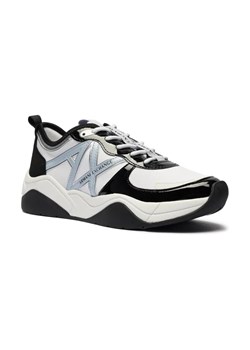 Armani Exchange Sneakersy ze sklepu Gomez Fashion Store w kategorii Buty sportowe damskie - zdjęcie 184313607