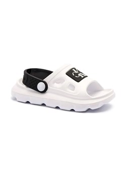 Calvin Klein Jeans Sandały 2w1 ze sklepu Gomez Fashion Store w kategorii Klapki dziecięce - zdjęcie 184314996