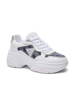 Guess Sneakersy HAPYY4 ze sklepu Gomez Fashion Store w kategorii Buty sportowe damskie - zdjęcie 184315089