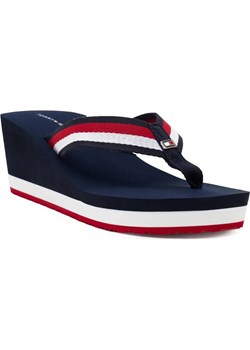 Tommy Hilfiger Japonki CORPORATE WEDGE beach ze sklepu Gomez Fashion Store w kategorii Klapki damskie - zdjęcie 184320717