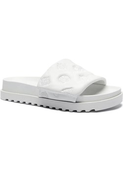 Guess Klapki FABIO2 ze sklepu Gomez Fashion Store w kategorii Klapki damskie - zdjęcie 184321765