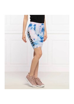 ELLESSE Szorty TOUR TIE DYE | Slim Fit ze sklepu Gomez Fashion Store w kategorii Szorty - zdjęcie 184321796