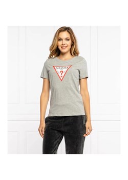 GUESS T-shirt ORIGINAL | Regular Fit ze sklepu Gomez Fashion Store w kategorii Bluzki damskie - zdjęcie 184322235