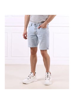 GUESS Szorty | Regular Fit ze sklepu Gomez Fashion Store w kategorii Spodenki męskie - zdjęcie 184322845