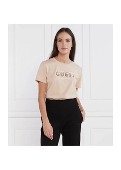 GUESS T-shirt SS CN SHADED LOGO TEE | Regular Fit ze sklepu Gomez Fashion Store w kategorii Bluzki damskie - zdjęcie 184323305