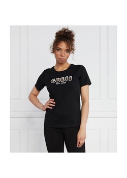 GUESS T-shirt SS CN SHADED LOGO TEE | Regular Fit ze sklepu Gomez Fashion Store w kategorii Bluzki damskie - zdjęcie 184323495