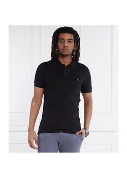 Calvin Klein Jeans Polo EMBRO BADGE | Slim Fit ze sklepu Gomez Fashion Store w kategorii T-shirty męskie - zdjęcie 184325236