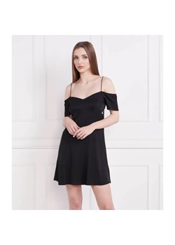 Calvin Klein Jeans Sukienka OFF SHOULDER MINI ze sklepu Gomez Fashion Store w kategorii Sukienki - zdjęcie 184325448