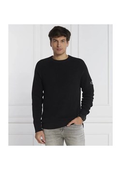 Calvin Klein Jeans Sweter BADGE EASY | Regular Fit ze sklepu Gomez Fashion Store w kategorii Swetry męskie - zdjęcie 184326489