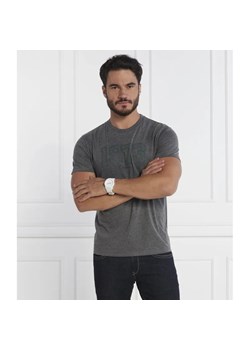 Pepe Jeans London T-shirt WYATT | Regular Fit ze sklepu Gomez Fashion Store w kategorii T-shirty męskie - zdjęcie 184326587