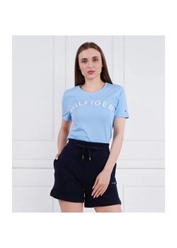 Tommy Hilfiger T-shirt REG HILFIGER VARSITY EMB C-NK SS | Slim Fit ze sklepu Gomez Fashion Store w kategorii Bluzki damskie - zdjęcie 184327296