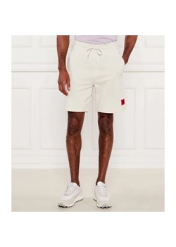 HUGO Szorty Diz222 | Regular Fit ze sklepu Gomez Fashion Store w kategorii Spodenki męskie - zdjęcie 184331705