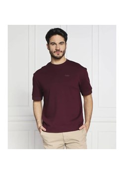 Calvin Klein T-shirt Embossed | Regular Fit ze sklepu Gomez Fashion Store w kategorii T-shirty męskie - zdjęcie 184332456