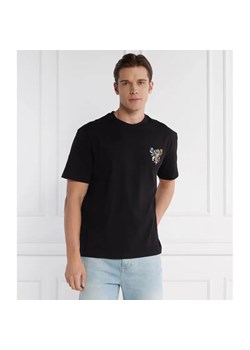 GUESS T-shirt SS CN SMALL ABSTRACT | Classic fit ze sklepu Gomez Fashion Store w kategorii T-shirty męskie - zdjęcie 184334545