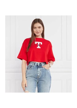 Tommy Jeans T-shirt TJW OVR CRP LETTERMAN FLAG TEE | Cropped Fit ze sklepu Gomez Fashion Store w kategorii Bluzki damskie - zdjęcie 184334917