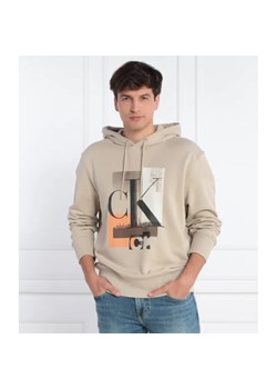 Calvin Klein Jeans Bluza CONNECTED LAYER LANDSCAPE | Regular Fit ze sklepu Gomez Fashion Store w kategorii Bluzy męskie - zdjęcie 184337206