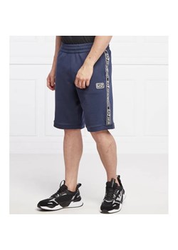 EA7 Szorty | Regular Fit ze sklepu Gomez Fashion Store w kategorii Spodenki męskie - zdjęcie 184337666