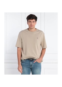 Calvin Klein Jeans T-shirt VERTICAL INSTITUTIONAL | Relaxed fit ze sklepu Gomez Fashion Store w kategorii T-shirty męskie - zdjęcie 184340036