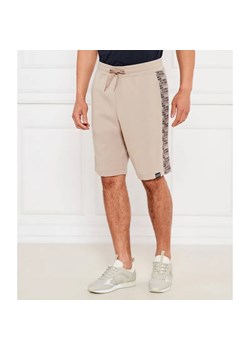 EA7 Szorty | Regular Fit ze sklepu Gomez Fashion Store w kategorii Spodenki męskie - zdjęcie 184341588