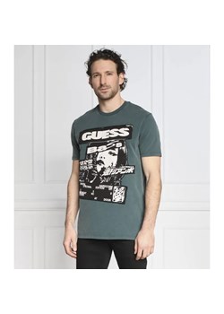 GUESS T-shirt SS BSC GUESS MUSIC POSTER | Regular Fit ze sklepu Gomez Fashion Store w kategorii T-shirty męskie - zdjęcie 184342897