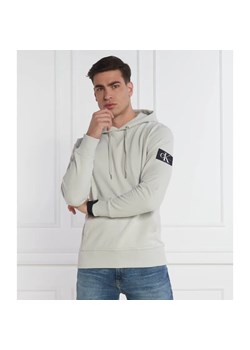 Calvin Klein Jeans Bluza BADGE | Regular Fit ze sklepu Gomez Fashion Store w kategorii Bluzy męskie - zdjęcie 184343186