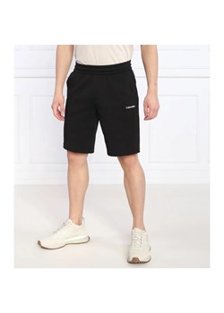Calvin Klein Szorty | Regular Fit ze sklepu Gomez Fashion Store w kategorii Spodenki męskie - zdjęcie 184343625