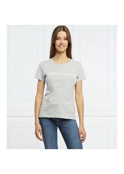 Calvin Klein Jeans T-shirt CORE INSTITUTIONAL | Regular Fit ze sklepu Gomez Fashion Store w kategorii Bluzki damskie - zdjęcie 184345809