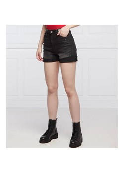 GUESS Szorty DOLORES | Regular Fit ze sklepu Gomez Fashion Store w kategorii Szorty - zdjęcie 184346277