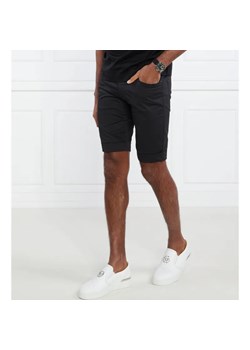 Emporio Armani Szorty | Regular Fit ze sklepu Gomez Fashion Store w kategorii Spodenki męskie - zdjęcie 184346895