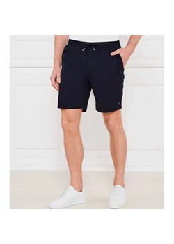 Tommy Hilfiger Szorty | Regular Fit ze sklepu Gomez Fashion Store w kategorii Spodenki męskie - zdjęcie 184348106