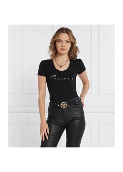 GUESS T-shirt SS RN SHINY | Regular Fit ze sklepu Gomez Fashion Store w kategorii Bluzki damskie - zdjęcie 184352678