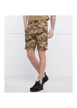 Tommy Hilfiger Szorty HARLEM | Relaxed fit ze sklepu Gomez Fashion Store w kategorii Spodenki męskie - zdjęcie 184352836