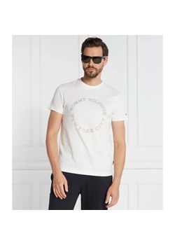 Tommy Hilfiger T-shirt MONOTYPE ROUNDLE | Slim Fit ze sklepu Gomez Fashion Store w kategorii T-shirty męskie - zdjęcie 184354918