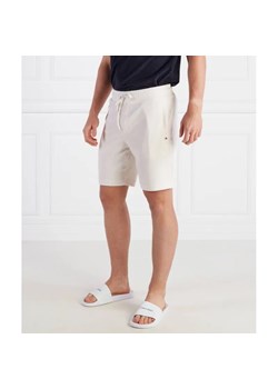Tommy Hilfiger Szorty Heavyweight Knits | Regular Fit ze sklepu Gomez Fashion Store w kategorii Spodenki męskie - zdjęcie 184356175