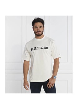 Tommy Hilfiger T-shirt MONOTYPE EMBRO | Relaxed fit ze sklepu Gomez Fashion Store w kategorii T-shirty męskie - zdjęcie 184357798