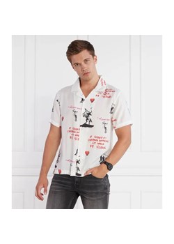 GUESS Koszula SS SANDWASHED GRAFFI | Regular Fit ze sklepu Gomez Fashion Store w kategorii Koszule męskie - zdjęcie 184357849