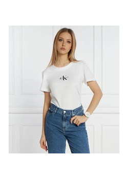 Calvin Klein Jeans T-shirt | Slim Fit ze sklepu Gomez Fashion Store w kategorii Bluzki damskie - zdjęcie 184358106