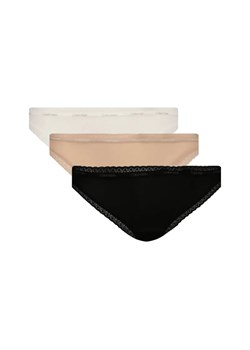Calvin Klein Underwear Stringi 3-pack ze sklepu Gomez Fashion Store w kategorii Majtki damskie - zdjęcie 184503287
