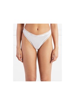 Calvin Klein Underwear Stringi ze sklepu Gomez Fashion Store w kategorii Majtki damskie - zdjęcie 184503957
