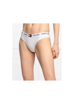Tommy Hilfiger Stringi ze sklepu Gomez Fashion Store w kategorii Majtki damskie - zdjęcie 184503965