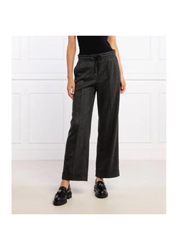 RIANI Spodnie | Loose fit ze sklepu Gomez Fashion Store w kategorii Spodnie damskie - zdjęcie 184504167