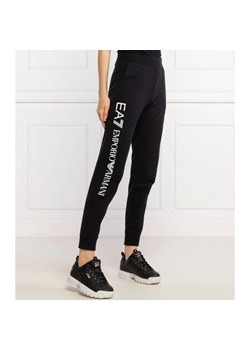 EA7 Spodnie dresowe | Regular Fit ze sklepu Gomez Fashion Store w kategorii Spodnie damskie - zdjęcie 184504267
