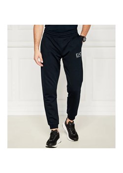 EA7 Spodnie dresowe | Regular Fit ze sklepu Gomez Fashion Store w kategorii Spodnie męskie - zdjęcie 184504886