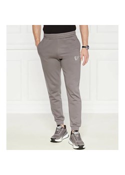 EA7 Spodnie dresowe | Regular Fit ze sklepu Gomez Fashion Store w kategorii Spodnie męskie - zdjęcie 184505086
