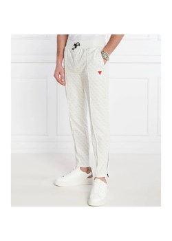 GUESS ACTIVE Spodnie dresowe KORBIN | Regular Fit ze sklepu Gomez Fashion Store w kategorii Spodnie męskie - zdjęcie 184505149