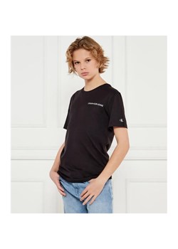 Calvin Klein Jeans T-shirt | Regular Fit ze sklepu Gomez Fashion Store w kategorii T-shirty chłopięce - zdjęcie 184506419