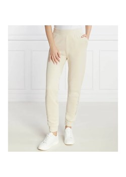 Armani Exchange Spodnie dresowe | Regular Fit ze sklepu Gomez Fashion Store w kategorii Spodnie damskie - zdjęcie 184506488