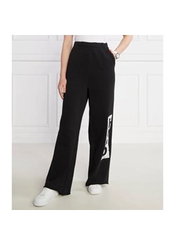 HUGO Spodnie dresowe Nasuede | Loose fit ze sklepu Gomez Fashion Store w kategorii Spodnie damskie - zdjęcie 184506606