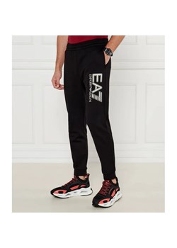 EA7 Spodnie dresowe | Regular Fit ze sklepu Gomez Fashion Store w kategorii Spodnie męskie - zdjęcie 184506805